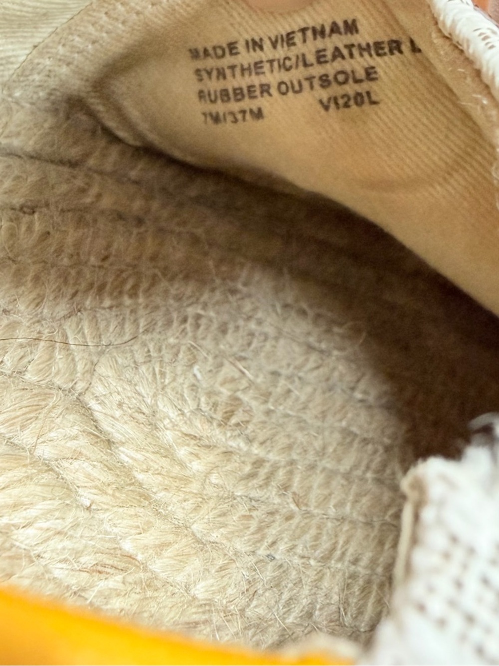 MICHAEL KORS Kendrick Vanilla Logo Espadrille Slip On Flats Yellow Womens 7 EUC - Picture 8 of 9